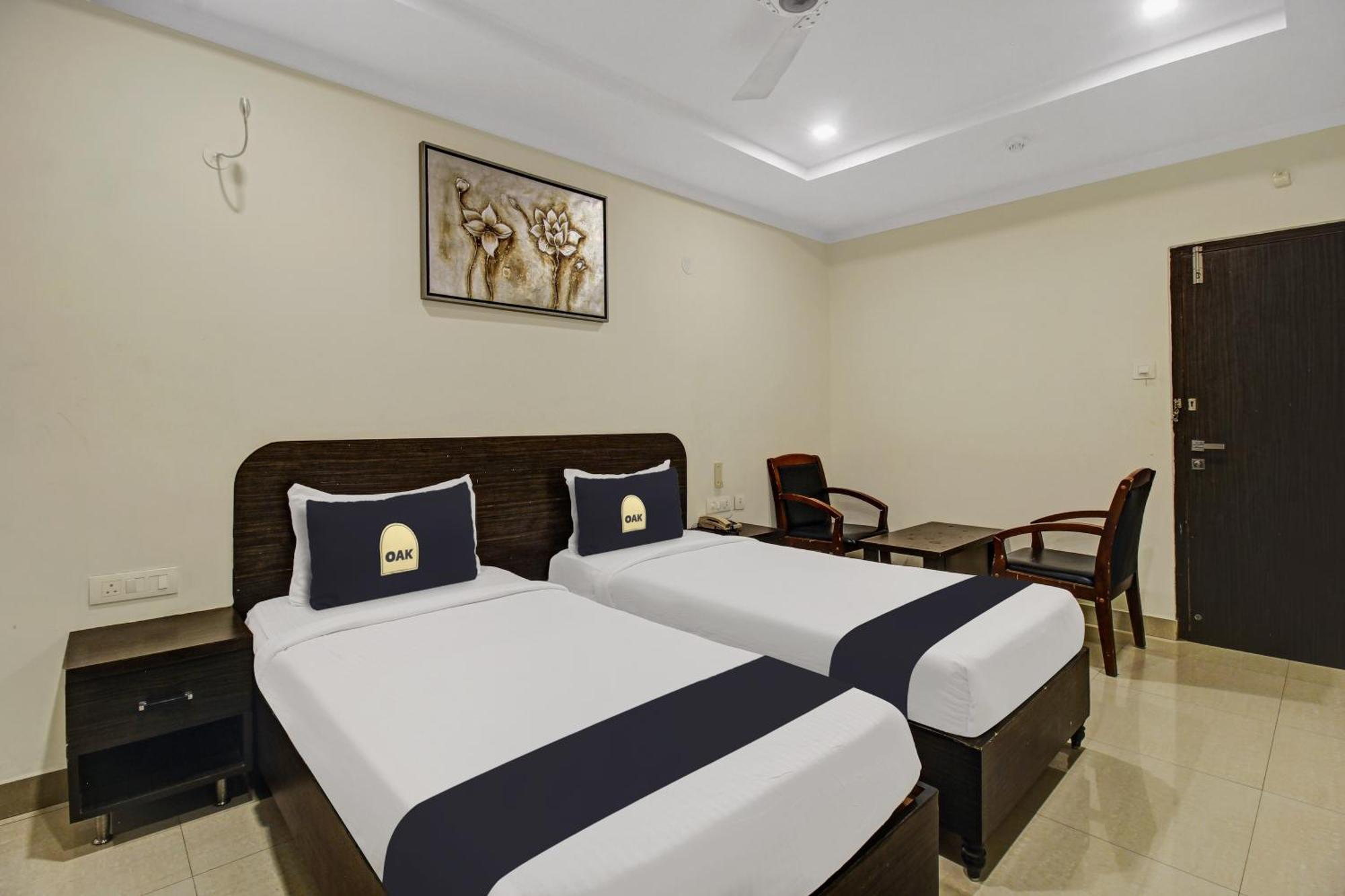 Super Townhouse Oak Lb Nagar Ramoji Hotel Hyderabad Exterior photo